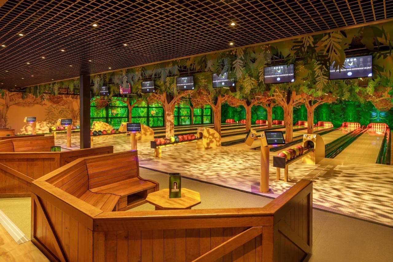 Отель Center Parcs Les Bois Francs Вернёй-сюр-Авр Экстерьер фото