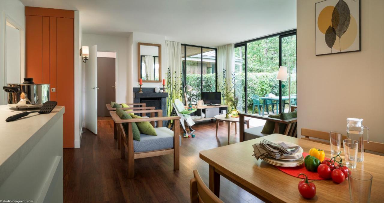 Отель Center Parcs Les Bois Francs Вернёй-сюр-Авр Экстерьер фото